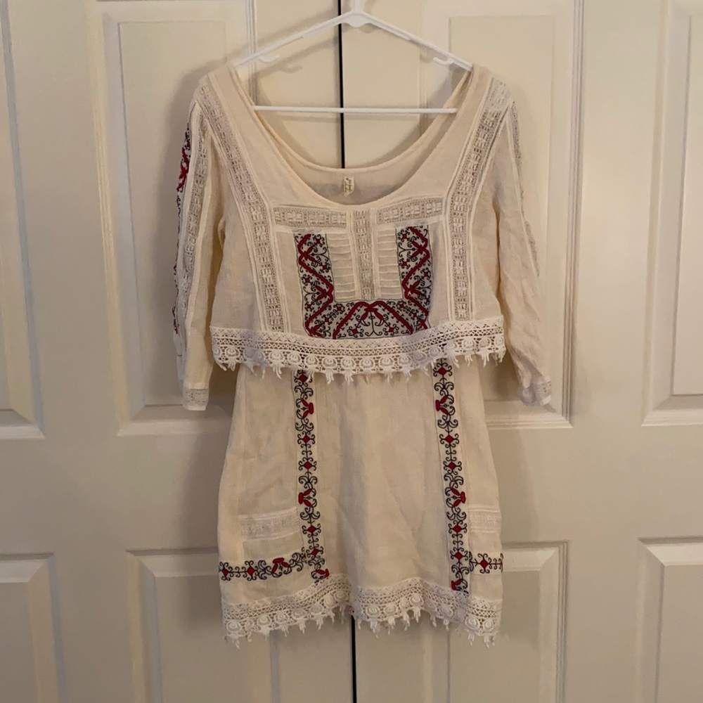 Free People cream gauzey embroidered detail red black 3/4 sleeve lace dress XS